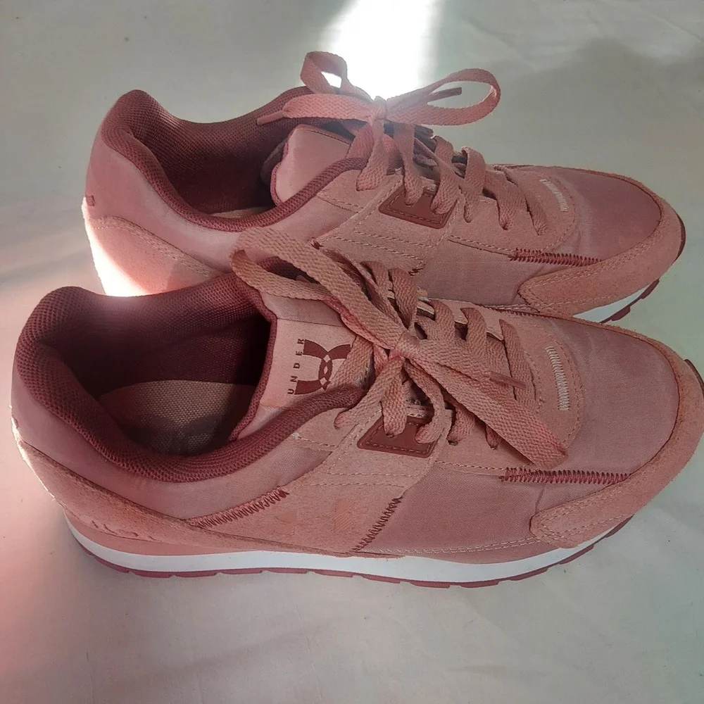 Under Armour step into